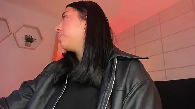 Christine Laam online show from December 2, 12:18 pm