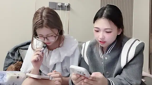 MM YY SS online show from November 5, 10:53 am