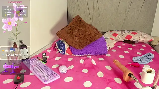 tammy  brown online show from November 17, 3:51 am