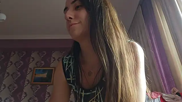 Snapshot of AlejandraDelaney chatting on September 12, 12:34 pm AlejandraDelaney online show from September 12, 12:34 pm