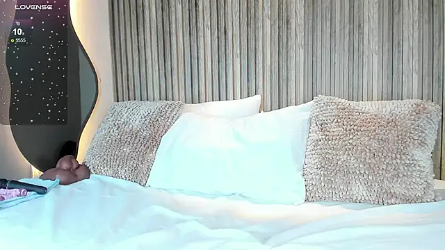 AnahinClar online show from November 15, 5:36 pm