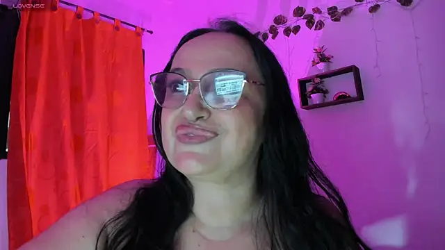 Gia Nahomi online show from December 22, 12:14 am