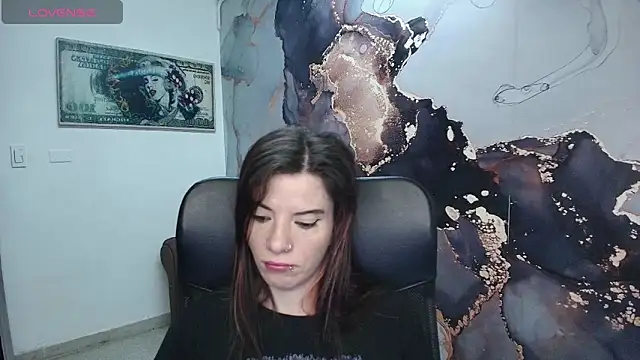 DanaaRey online show from September 18, 11:20 am