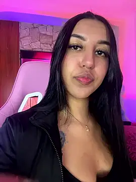 Tamara Roberts1 online show from January 14, 3:00 am