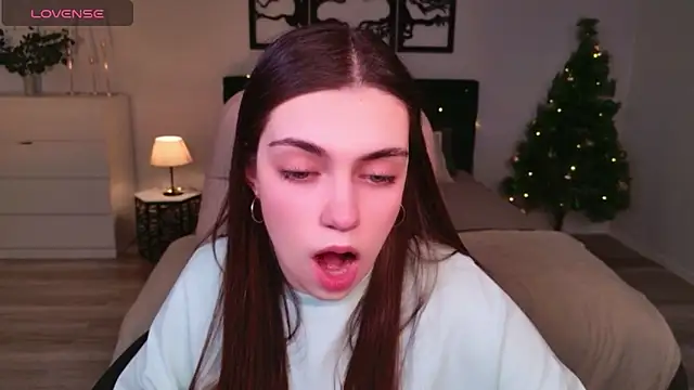 DaniellaLovely online show from December 23, 11:03 am