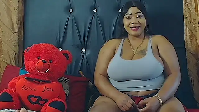 HUMONGUOUSTITSS online show from November 1, 7:12 am