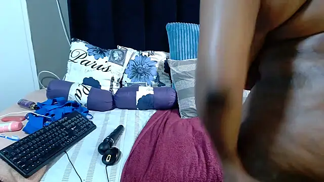 Sugarbabe242 online show from October 27, 12:33 pm