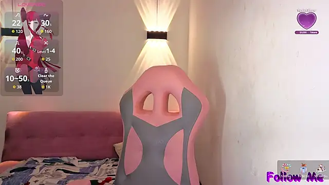 vittorialombardi   online show from December 4, 8:16 am