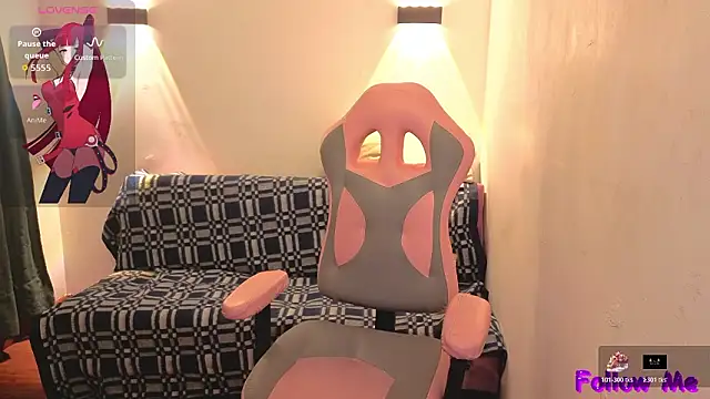 vittorialombardi   online show from February 17, 7:18 am