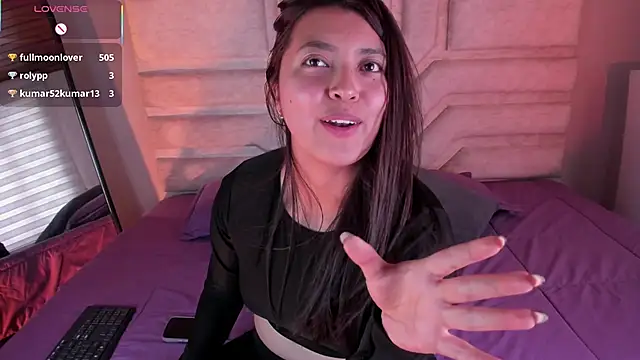 Rebeca Williams  online show from January 9, 6:56 pm