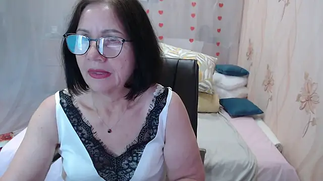 OlgaHottie online show from October 16, 11:51 pm