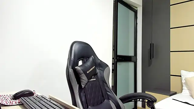 alma fenix online show from February 16, 12:38 pm