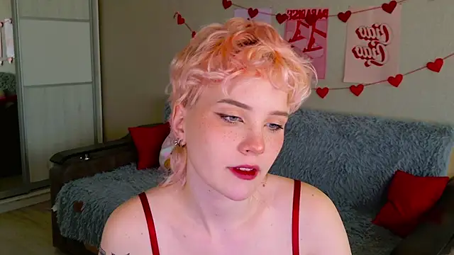 School Love online show from October 1, 11:15 am