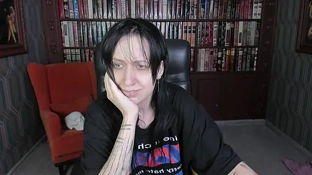 Snapshot of Medusa__Gorgona chatting on September 17, 6:33 am Medusa Gorgona online show from September 17, 6:33 am