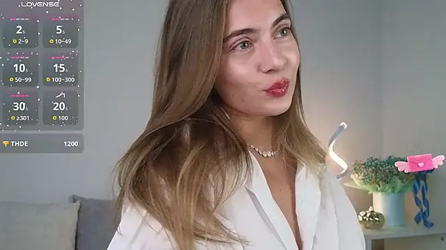 chloi hes online show from November 1, 9:57 am