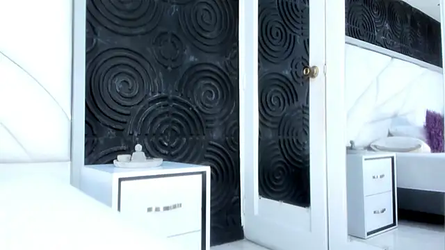 AbigailWilliams  online show from November 10, 11:16 am