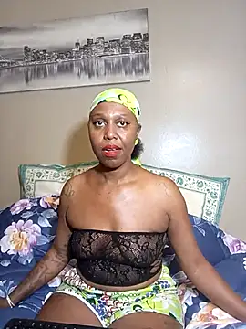 YourDreamLady22 online show from November 17, 11:11 am