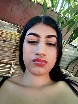 Julix A online show from September 13, 8:28 pm