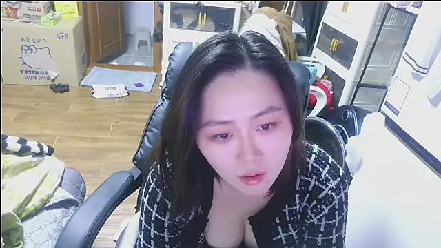 rami0428 online show from December 17, 8:29 am