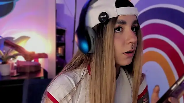 Kittyhell cam online show from September 11, 8:53 pm