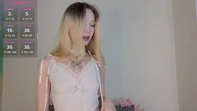 Snapshot of Naughty__Couplles chatting on September 11, 3:51 am Naughty Couplles online show from September 11, 3:51 am