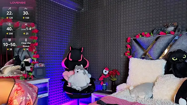 SolBeaumont1 online show from February 24, 7:56 pm