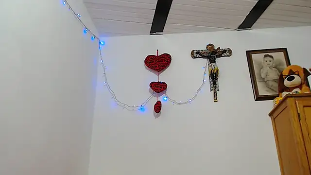 ariellth online show from September 21, 9:02 pm