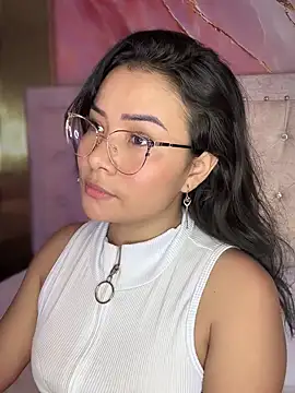 Snapshot of Rousse_blue chatting on September 17, 3:37 am Rousse blue online show from September 17, 3:37 am