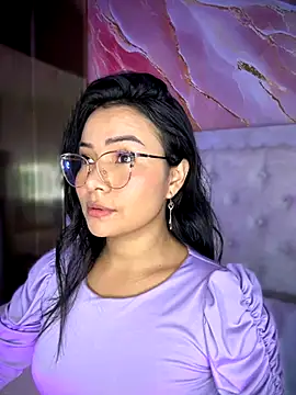 Snapshot of Rousse_blue chatting on September 16, 3:36 am Rousse blue online show from September 16, 3:36 am