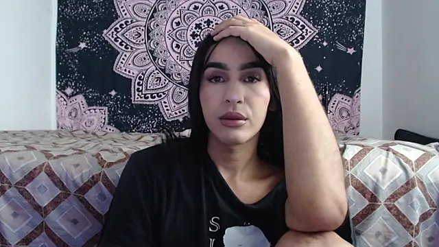 liissa 0 online show from April 25, 2:25 pm