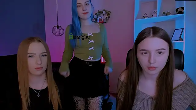 pure radiance1 online show from March 21, 10:09 am