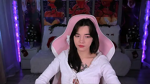 as1an girlfriend online show from December 20, 7:23 am