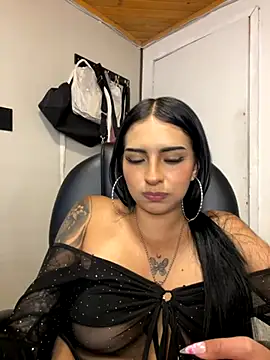 Hilary pinkk online show from October 25, 2:52 am