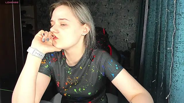 Your small bunny online show from September 28, 2:07 am