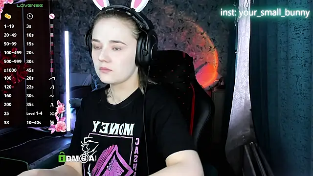 Your small bunny online show from March 27, 2:13 am