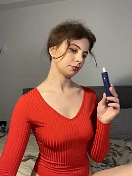 CurlyLara online show from October 8, 9:24 am