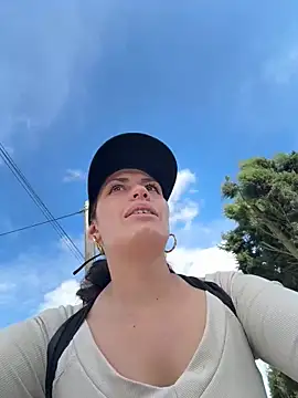 Alysson-- online show from April 10, 1:17 pm