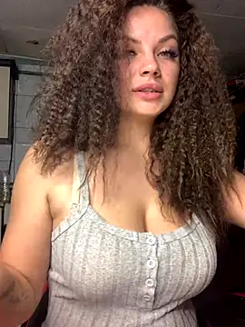 Snapshot of Sweeeeet_Candy chatting on October 12, 4:04 am Sweeeeet Candy online show from October 12, 4:04 am