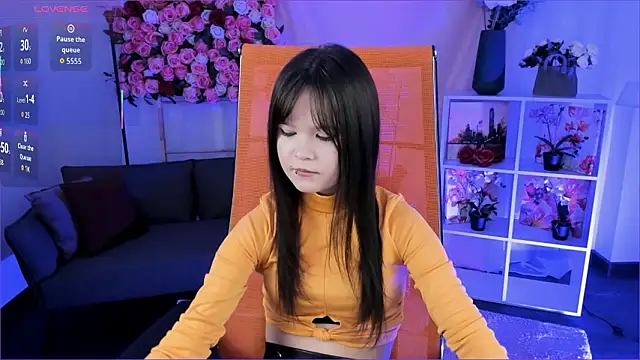 Elainebeness online show from February 11, 7:37 pm