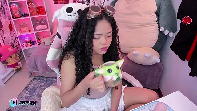 anyburkee online show from November 19, 2:00 am