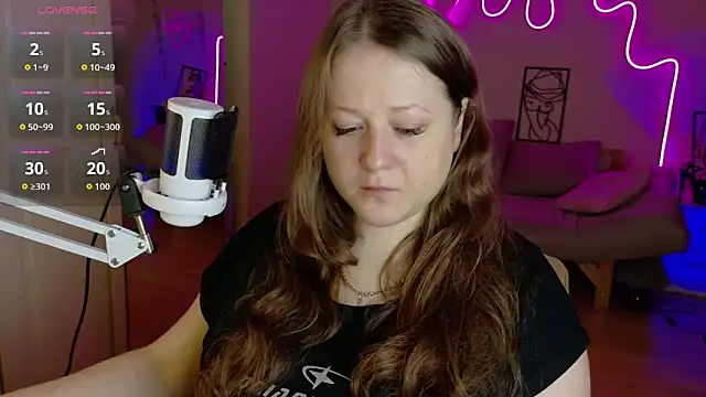 Snapshot of LizzyShine chatting on October 19, 4:53 pm LizzyShine online show from October 19, 4:53 pm