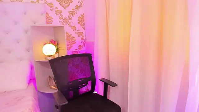 emaa lambert online show from November 25, 4:42 pm