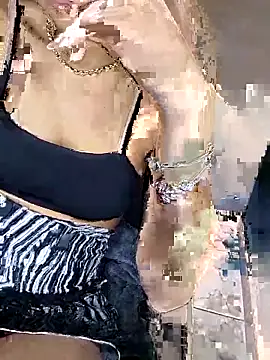 fofinhaa12 online show from April 27, 8:50 pm