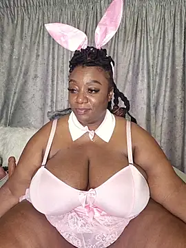 ThickianaRider online show from November 28, 6:38 am