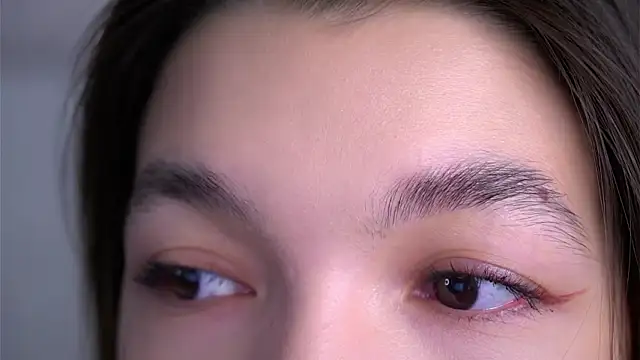 VeronaAppleberry online show from February 2, 1:37 am