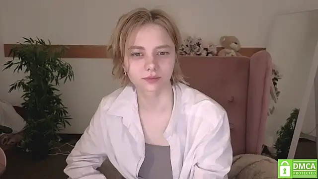 MirraBellanta online show from March 18, 1:10 am