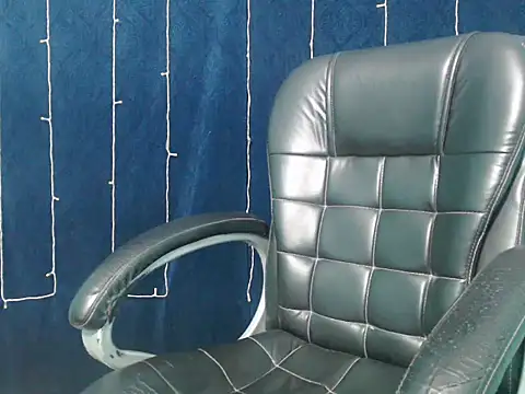 Yashi online show from November 3, 4:22 pm