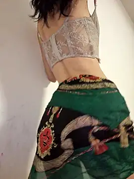 Snapshot of roxi_katty chatting on October 5, 12:59 am roxi katty online show from October 5, 12:59 am