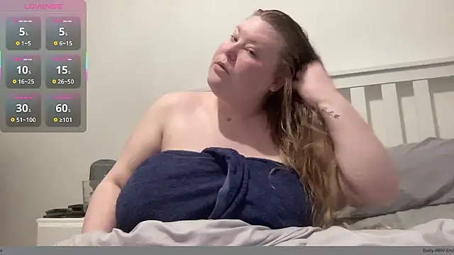 Busty-BBW-Emilie online show from December 4, 3:46 pm