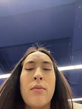 Holly Play online show from February 20, 12:07 pm